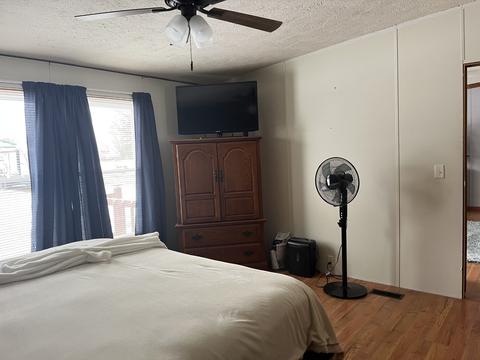 215 Silver St, Oakland, IL 61943 photo 17