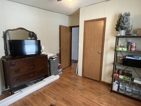 215 Silver St, Oakland, IL 61943 photo 12