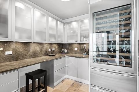 450 E Waterside Dr #2502, Chicago, IL 60601 photo 13