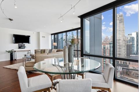 450 E Waterside Dr #2502, Chicago, IL 60601 photo 9