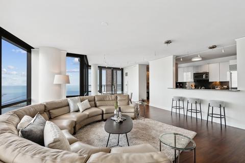450 E Waterside Dr #2502, Chicago, IL 60601 photo 6