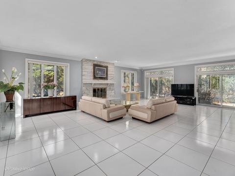 3205 Mulberry Ln, Oak Brook, IL 60523 photo 7