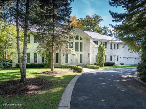 3205 Mulberry Ln, Oak Brook, IL 60523 photo 2