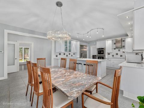 3205 Mulberry Ln, Oak Brook, IL 60523 photo 14