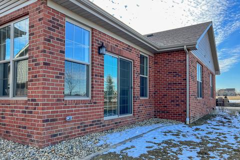 1328 Monterey Pine Dr, Normal, IL 61761 photo 40