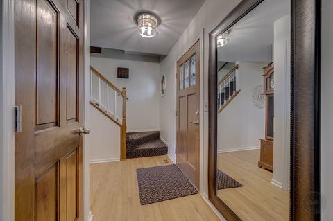 2453 Wendover Dr, Naperville, IL 60565 photo 15