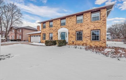 2019 Cromwell Dr, Wheaton, IL 60189 photo 3