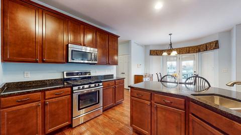 353 E Becker Pl, Sycamore, IL 60178 photo 10