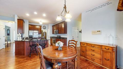 353 E Becker Pl, Sycamore, IL 60178 photo 11