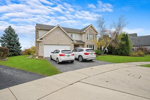725 Greenview Ln, Wheeling, IL 60090 photo 4