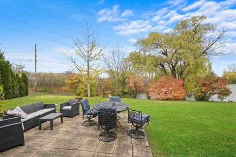 725 Greenview Ln, Wheeling, IL 60090 photo 5