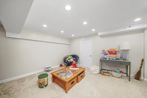 725 Greenview Ln, Wheeling, IL 60090 photo 38