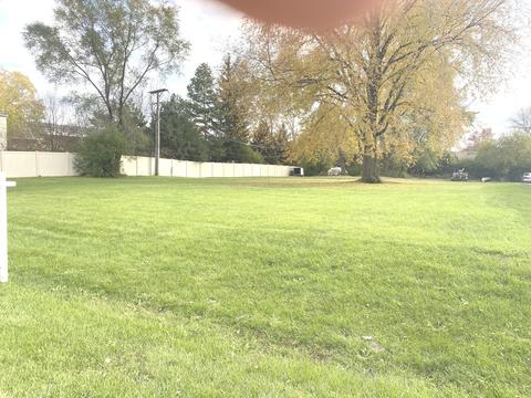 423 Federation Pl, Elgin, IL 60123 photo 1