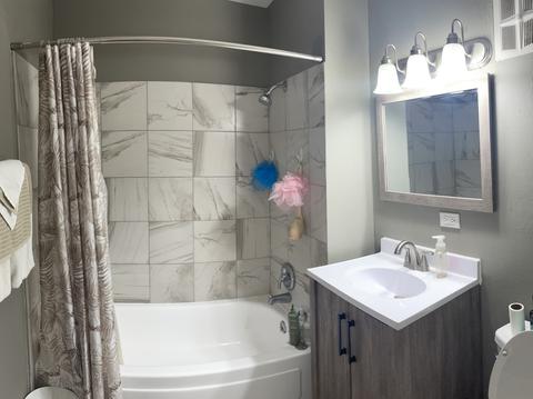 2408 Algonquin Rd #5, Rolling Meadows, IL 60008 photo 6