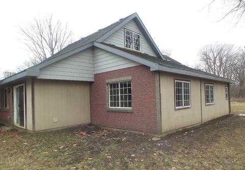2003 E Cass St, Joliet, IL 60432 photo 3