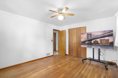 329 E Ardmore Ave, Roselle, IL 60172 photo 12