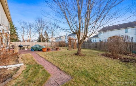 1633 Montclair Dr, Elgin, IL 60123 photo 34