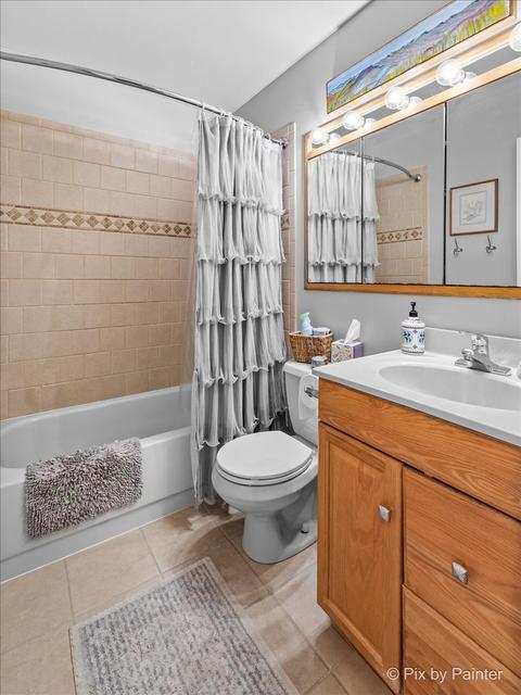 1027 Confederation Dr, Bartlett, IL 60103 photo 21