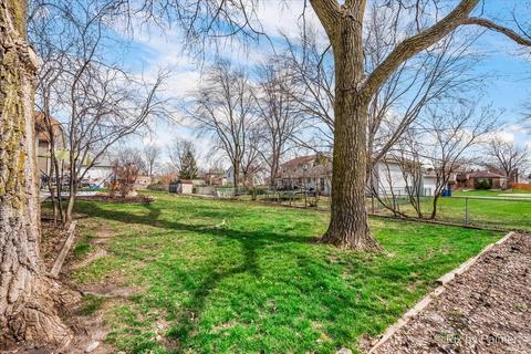 1027 Confederation Dr, Bartlett, IL 60103 photo 29
