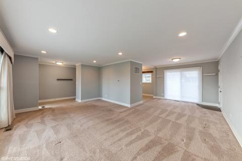 2511 Wilke Rd, Rolling Meadows, IL 60008 photo 2