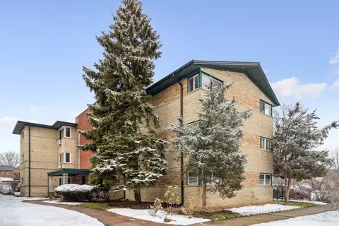 1539 Franklin Ave #1, River Forest, IL 60305