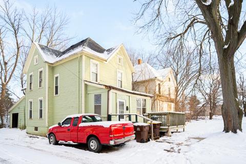 723 S Float Ave, Freeport, IL 61032 photo 3