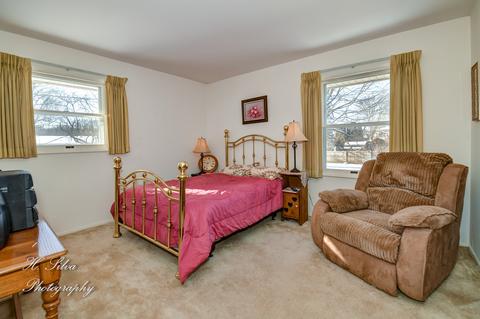 656 S 7th St, West Dundee, IL 60118 photo 16