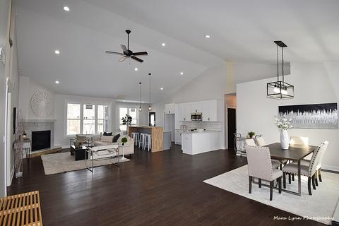 1122 Gulf Keys Rd, Elgin, IL 60120 photo 3
