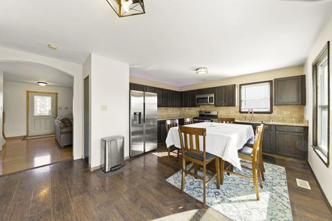 1301 Brookfield Dr, Plainfield, IL 60586 photo 7