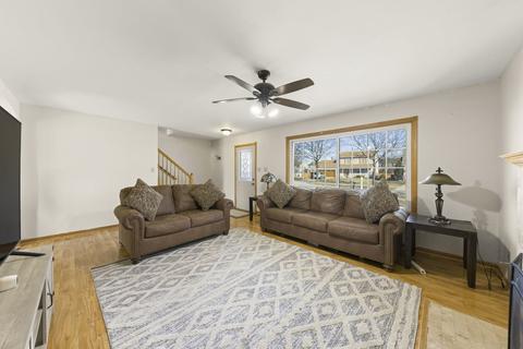1301 Brookfield Dr, Plainfield, IL 60586 photo 5