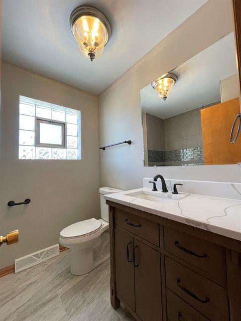 9042 Monroe Ave, Brookfield, IL 60513 photo 8
