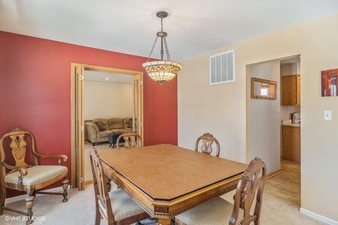 4110 N Firestone Dr, Hoffman Estates, IL 60192 photo 11