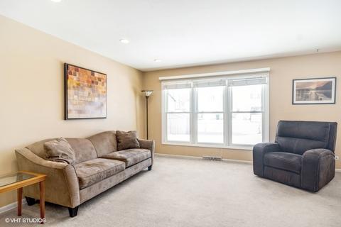 4110 N Firestone Dr, Hoffman Estates, IL 60192 photo 2