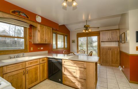 968 Casa Solana Dr, Wheaton, IL 60189 photo 10