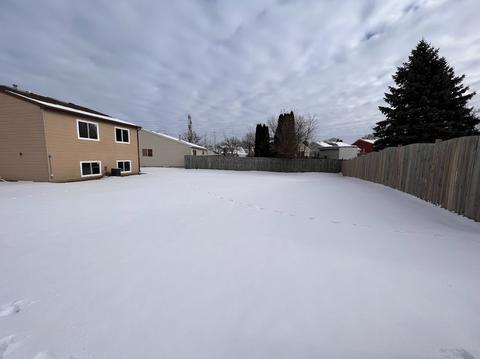 1371 Burns Dr, Elgin, IL 60120 photo 17