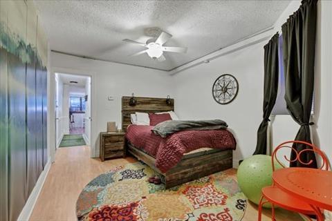 87 Elm St #G, Chicago, IL 60611 photo 8