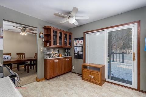 310 Windsor Dr, Ottawa, IL 61350 photo 9