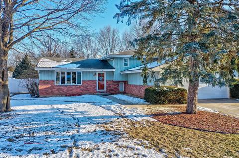 310 Windsor Dr, Ottawa, IL 61350 photo 1