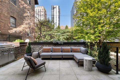 54 E Scott St, Chicago, IL 60610 photo 26