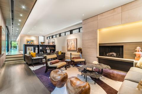 54 E Scott St, Chicago, IL 60610 photo 5