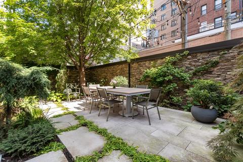 54 E Scott St, Chicago, IL 60610 photo 28