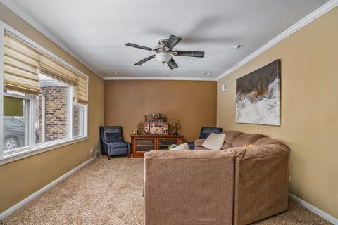 1013 Bode Rd, Elgin, IL 60120 photo 2