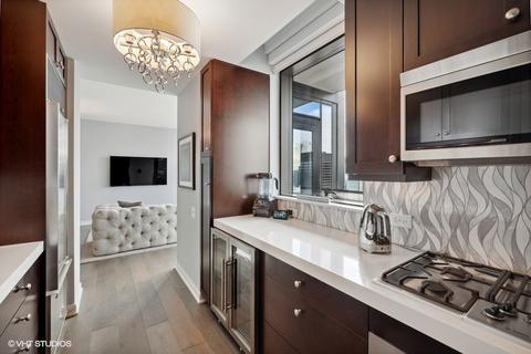 60 E Monroe St #4705, Chicago, IL 60603 photo 10
