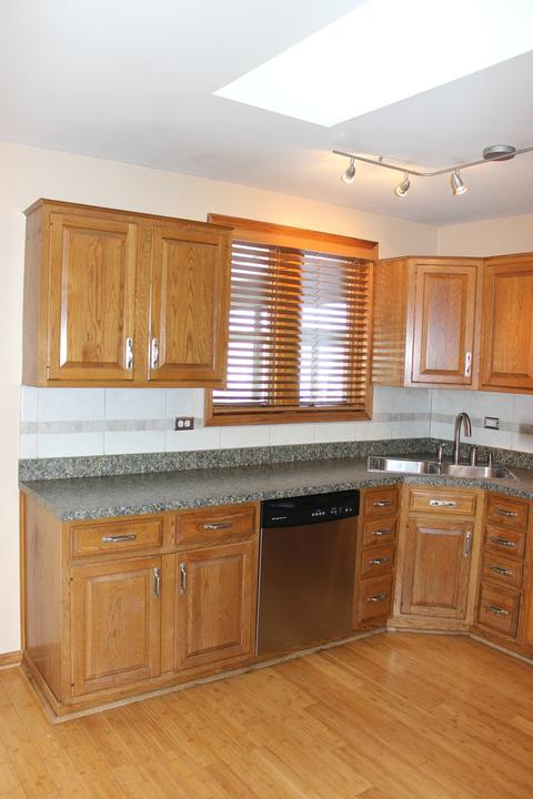 12948 Crescent Ct, Crestwood, IL 60445 photo 18