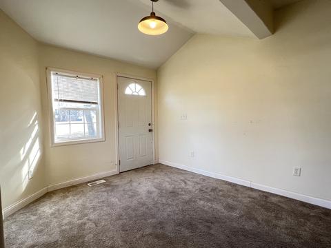 1109 S 4th Ave, Kankakee, IL 60901 photo 2