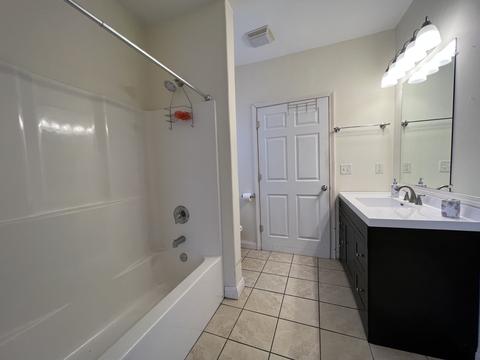1109 S 4th Ave, Kankakee, IL 60901 photo 8