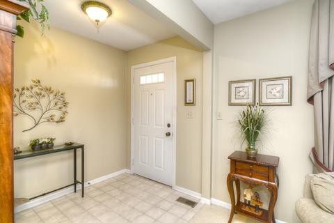 16431 Edgewood Rd, Plainfield, IL 60586 photo 4