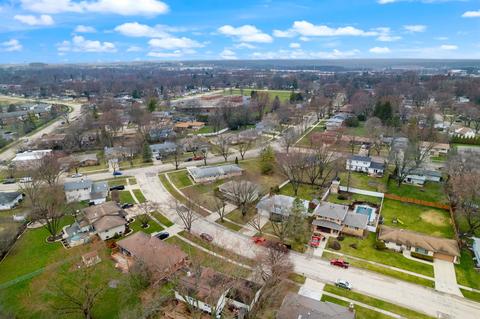 1260 Meadow Ln, Elgin, IL 60123 photo 34