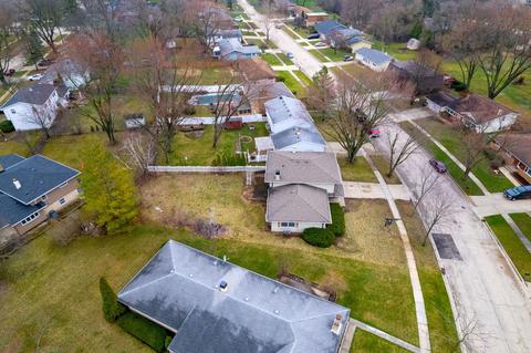 1260 Meadow Ln, Elgin, IL 60123 photo 30