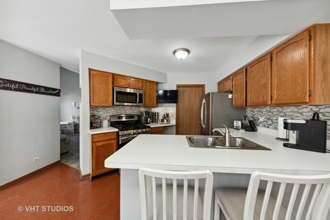 730 Dorset Cir, Wheeling, IL 60090 photo 6